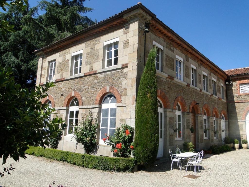 Logis De Nantas Bed and Breakfast Saint-Jean-Bonnefonds Exteriör bild